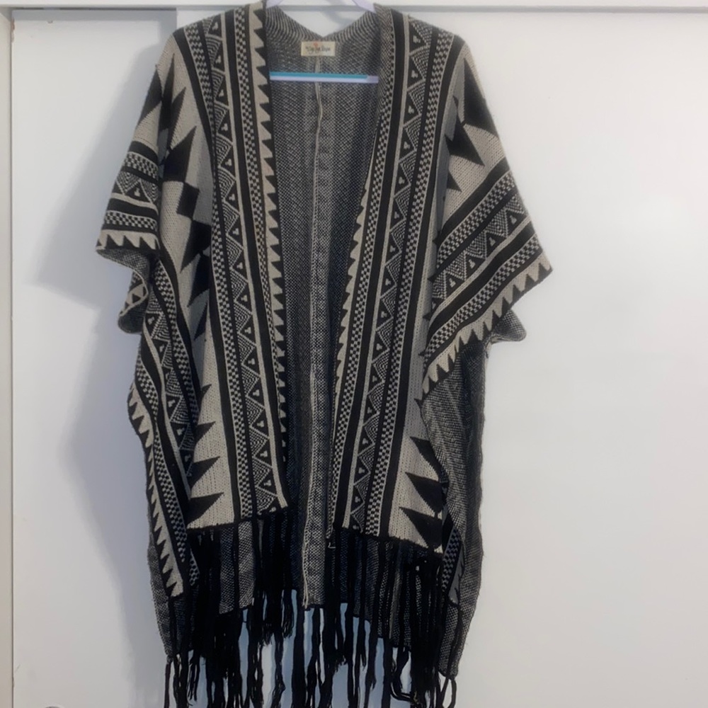 Tribal Pattern Knit Kimono